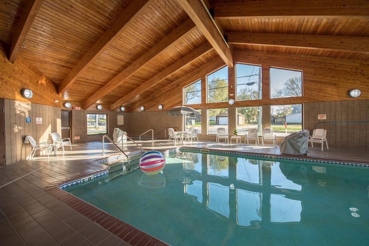 River District 5* Prairie du Chien